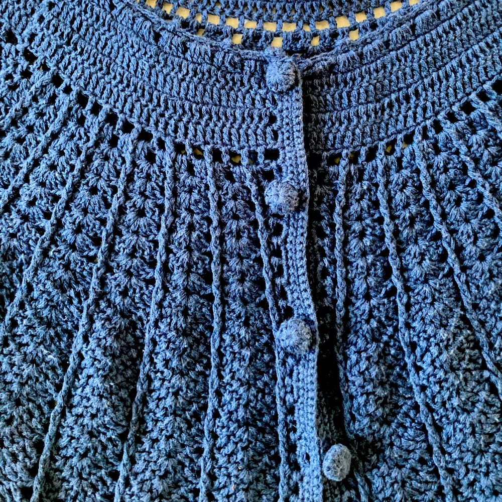 Cropped Crocheted Cardi - Picture 4 of 4